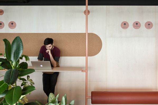 辦公室裝修中怎樣注意色彩的搭配？