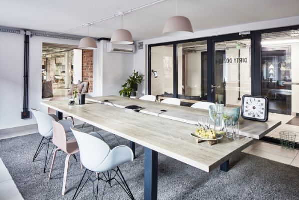 辦公室設(shè)計的陽光植物工作室